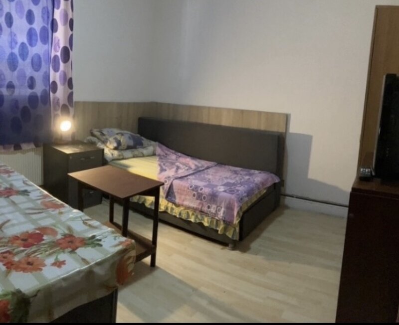 Camera Nicolae Grigorescu, bd. 1 Decembrie, Titan